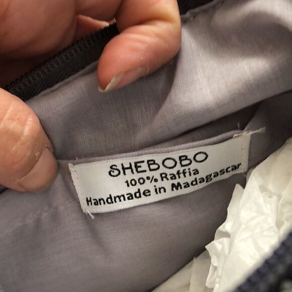 NWT She Bobo Madagascar raffia clutch. - Picture 6 of 6